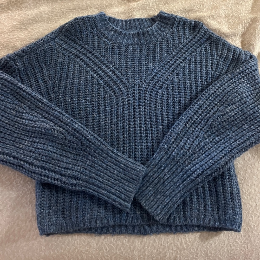 Abercrombie blue knit sweater XXS